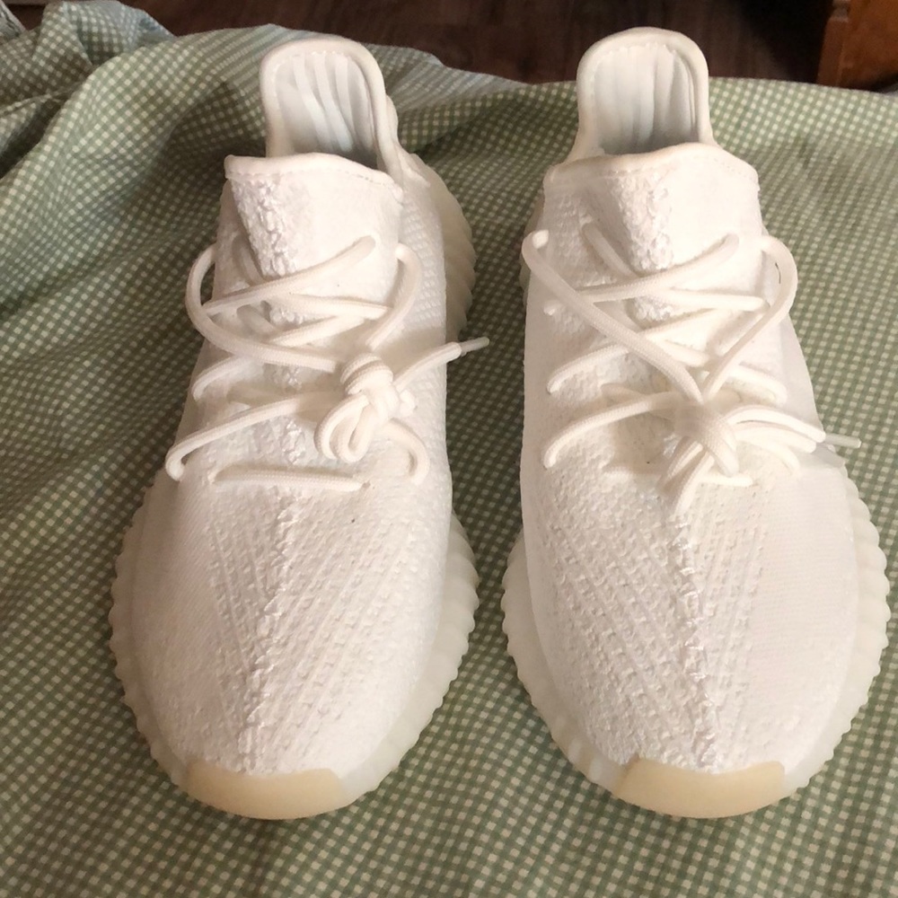 Yeezy Boost 350 V2